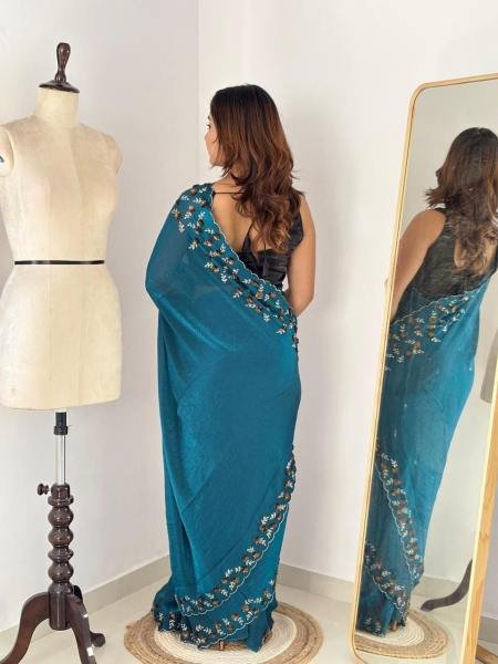 Two-Tone Fendy Chiffon Party Wear Saree with Diamond Work and Rich Blouse Pure Chiffon Sarees Wholesale
