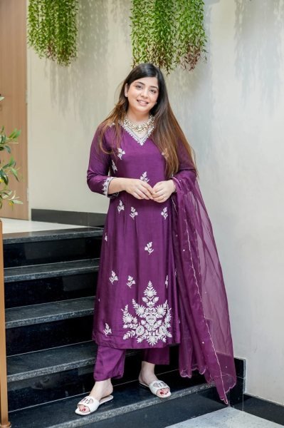 Unbeatable Purple Muslin Kurti Pant Dupatta Set with Embroidery Work Anarkali Kurtis 