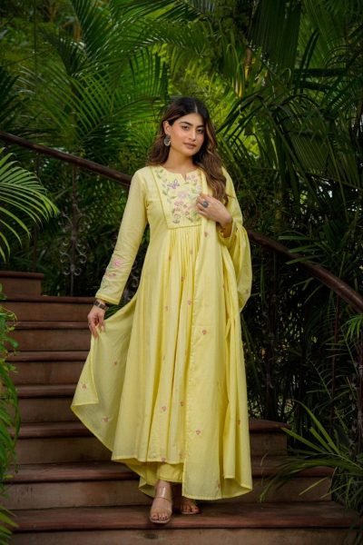 Unbeatable Yellow Chanderi Silk Kurta Pant Dupatta Set for Festive Wear Anarkali Kurtis 