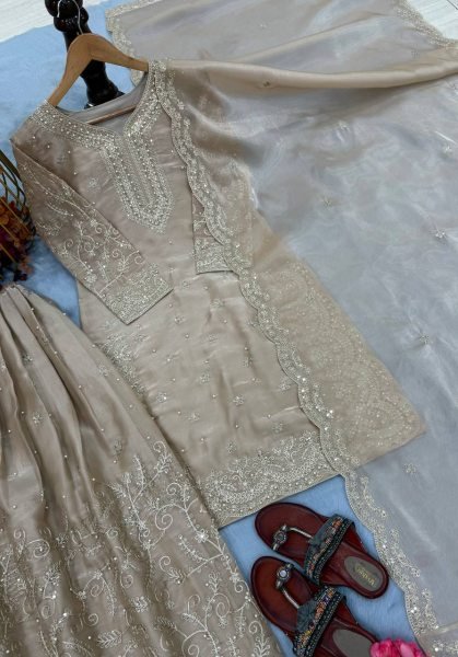Unique Cream Ready to Wear  Gmy Choo  Top Plazzo Suit with Dupatta for Wholesalers at Manufacturer Rate  Ready To Wear Collection