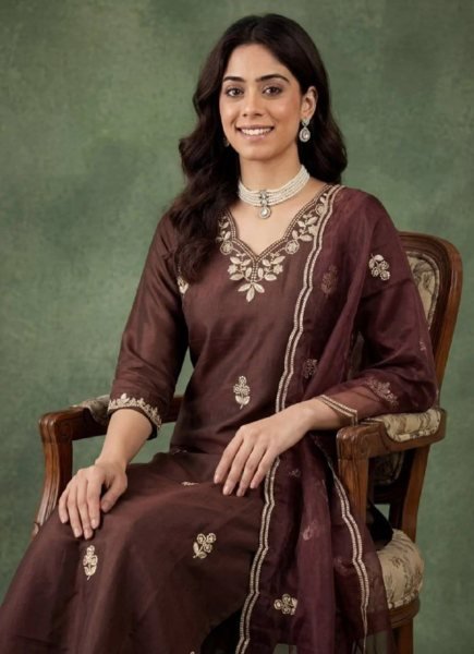 Unique Embroidery Work Cotton Silk Kurta Pant Set with Organza Dupatta for Women Embroidery Kurtis 
