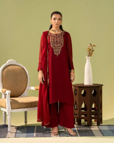 Unique Maoon Heavy Georgette Silk 3 Piece Kurti Set with Sequins and Beads Work Georgette Kurti 