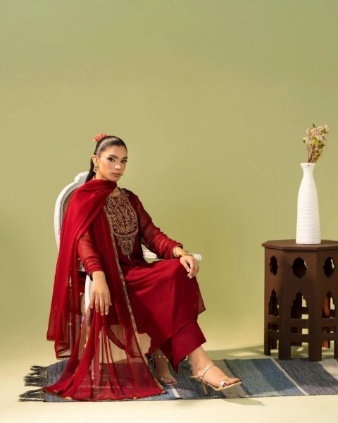 Unique Maoon Heavy Georgette Silk 3 Piece Kurti Set with Sequins and Beads Work Georgette Kurti 