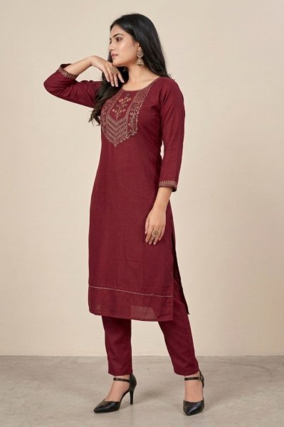 Unique Maroon Cotton Kurti Pant Set for Women Daily Wear Collection Cotton Kurtis Wholesale