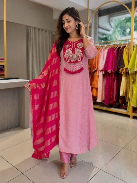Unique Pink Mul Chanderi Kurti Set With HandWork On Neck For Women Kurtis