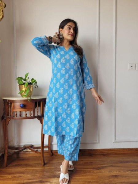 Unique Powder Blue Printed Linen Kurti Pant Set for Daily Wear at Manufacturer Rate Kurtis