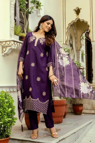 Unique Purple  Viscose Chanderi Embroidered Kurti Set with Jacquard Organza Dupatta for Festive Wear Embroidery Kurtis 