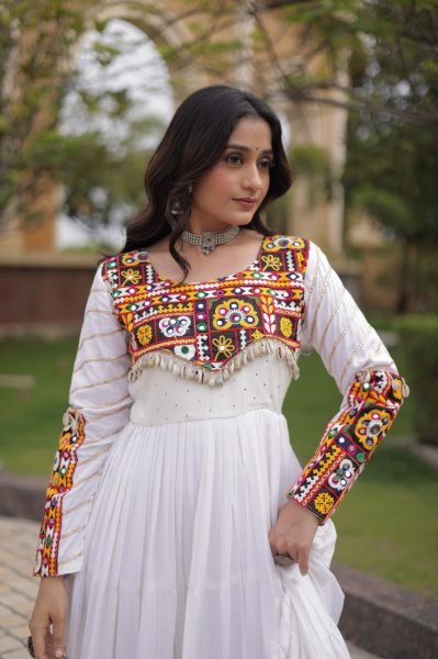 Unique White Festive Wear Rayon Gown with Gamthi Embroidery and Gota Patti Lace Anarkali Kurtis 