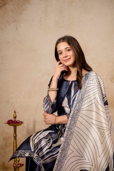 Unparalleled Navy Blue Soft Aasam Kurti Set with Floral Print for Women Printed Kurtis