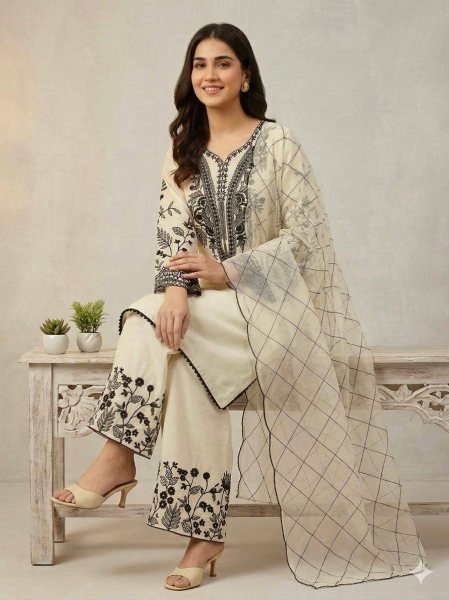 Upscale Off White Mal Cotton Ethnic Wear Collection at Manufacturer Price Ready To Wear Collection