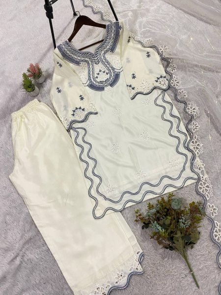 Upscale White Hania Aamir Inspired Pakistani Suit Set with Cut Work Ready To Wear Collection