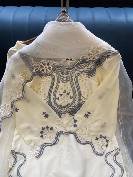 Upscale White Hania Aamir Inspired Pakistani Suit Set with Cut Work Ready To Wear Collection