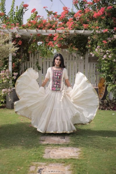 Versatile White Kora Cotton Lehenga Choli with Traditional Kutchi Patchwork Blouse Navratri Lehnega Choli