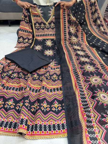 Vibrant Black Designer Cotton Anarkali Dress for Festive and Casual Wear Anarkali Kurtis 