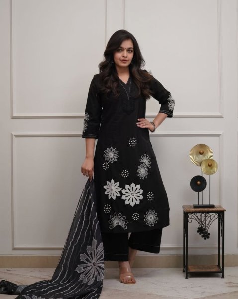 Vibrant Black Rayon Embroidered Kurti Palazzo Set with Soft Cotton Dupatta for Women Embroidery Kurtis 