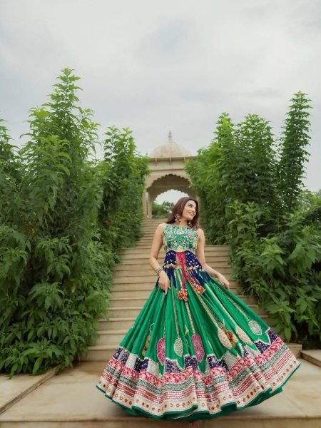 Vibrant Green Digital Print Maslin Cotton Lehenga Choli with Canvas Patta Border Navratri Lehnega Choli