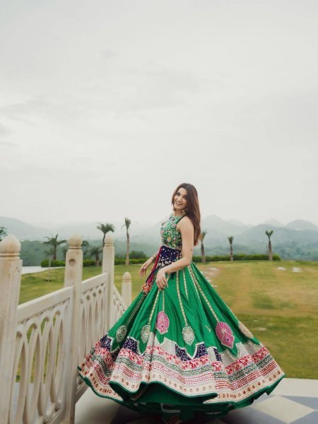 Vibrant Green Digital Print Maslin Cotton Lehenga Choli with Canvas Patta Border Navratri Lehnega Choli