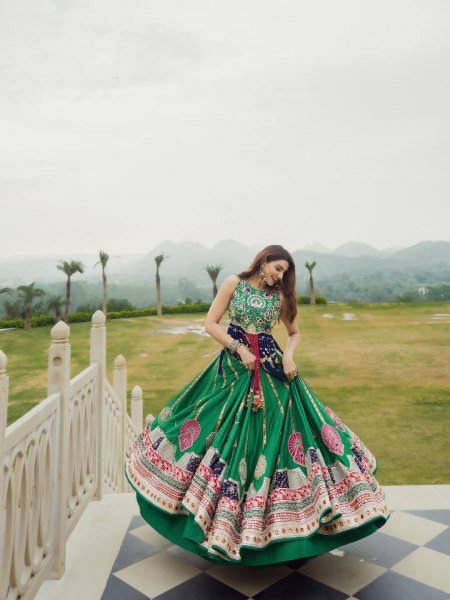 Vibrant Green Digital Print Maslin Cotton Lehenga Choli with Canvas Patta Border Navratri Lehnega Choli