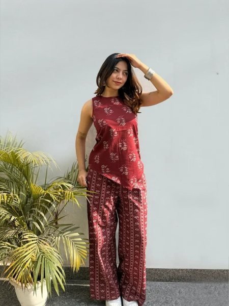 Vibrant Maroon Comfortable Printed Co Ord Set for Everyday Fashion Kurtis