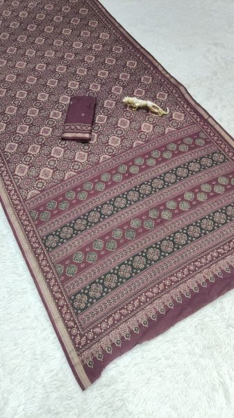 Vibrant Maroon Mal Cotton Saree with Ethnic Print and Soft Texture Printed Cotton Sarees Wholesale