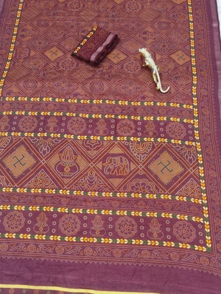Vibrant Mauve Heavy Mall Cotton Saree with Traditional Print and Elegant Border 