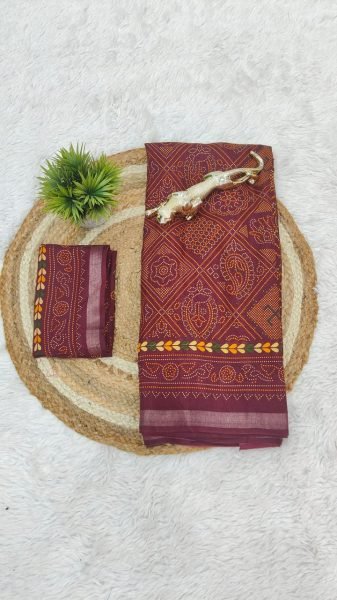 Vibrant Mauve Heavy Mall Cotton Saree with Traditional Print and Elegant Border Printed Cotton Sarees Wholesale