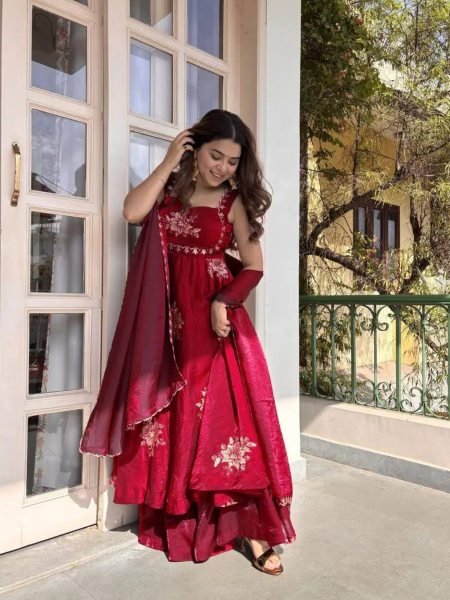 Vibrant Red Heavy Embroidered Suit Set for Women Festive Collection Ready To Wear Suit
