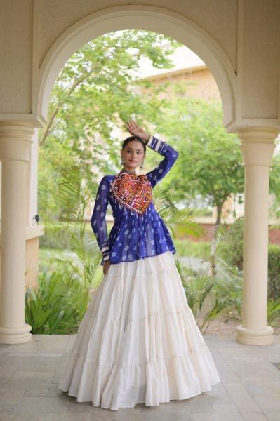 Vintage Blue White Gujarati Lehenga Choli with 12 Meter Flair For Navrati Navratri Lehnega Choli