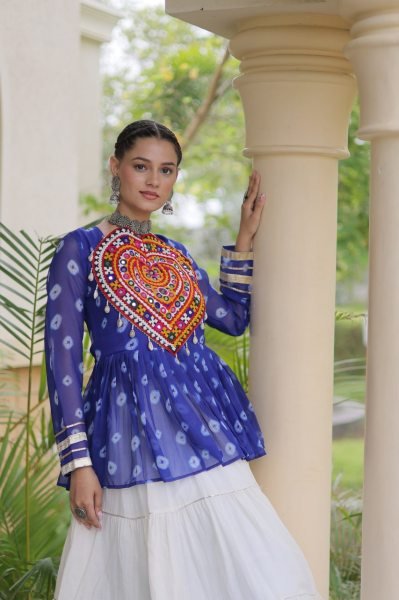 Vintage Blue White Gujarati Lehenga Choli with 12 Meter Flair For Navrati Navratri Lehnega Choli