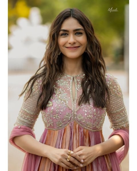 Vintage Pink Orange Gown with Bits Work and Thumar Lace Detailing Anarkali Kurtis 