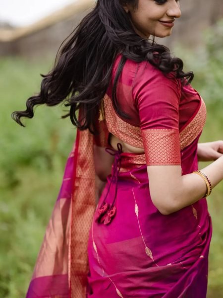 Vintage Rani Pink Women s Banarasi Soft Silk Saree with Classic Indian Heritage Look Banarasi Saree Wholesale