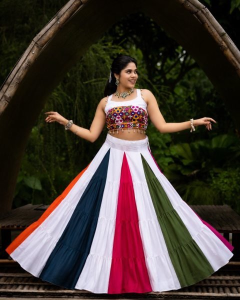 Vintage White Multi Navratri Rayon Cotton Lehenga Choli with Gamthi Mirror Work Navratri Lehnega Choli
