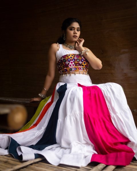 Vintage White Multi Navratri Rayon Cotton Lehenga Choli with Gamthi Mirror Work Navratri Lehnega Choli
