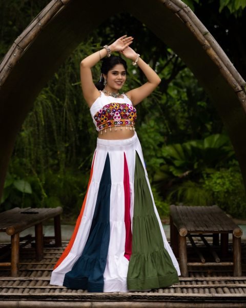 Vintage White Multi Navratri Rayon Cotton Lehenga Choli with Gamthi Mirror Work Navratri Lehnega Choli
