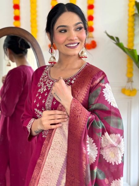 Viscose Chanderi Embroidered Suit with Jacquard Printed Dupatta 3 Piece Kurti Set