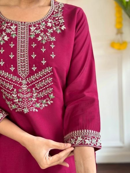 Viscose Chanderi Embroidered Suit with Jacquard Printed Dupatta 3 Piece Kurti Set