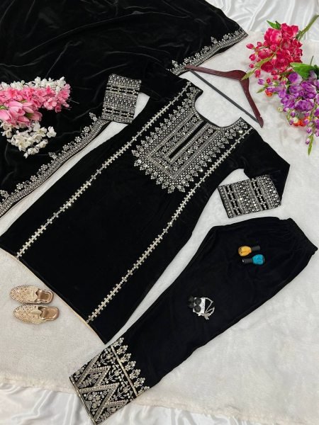 Viscose Velvet With Heavy Embroidery Work Kurti Set 3 Piece Kurti Set