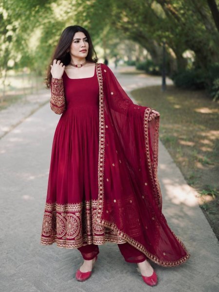 Wedding Special Red Georgette Gown Set for Women with Fancy Dupatta Ready To Wear Suit