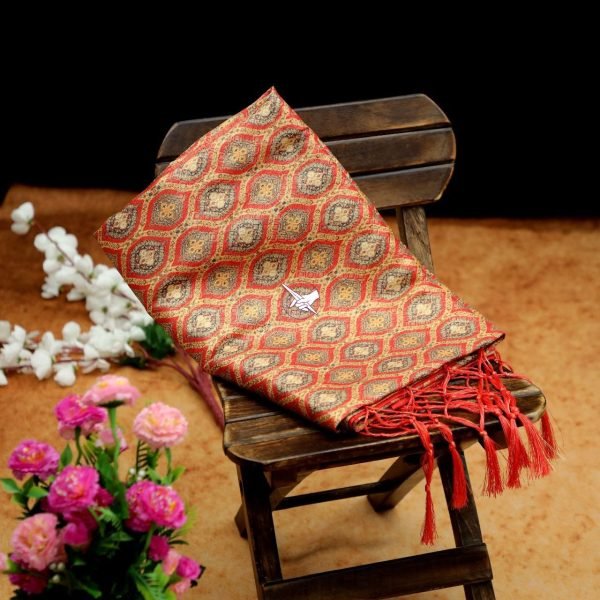 Wedding Wear Fabulous Floral Printed Silk Saree Silk Sarees Wholesale