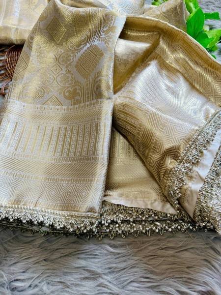 White Banarasi Saree with Rich Pallu & Designer Jharkan Border Banarasi Saree Wholesale