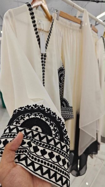 White Biscuit Slub Thread Embroidered Kurta Pant Set with Printed Tabby Silk Dupatta at Manufacturer Price Ready To Wear Collection
