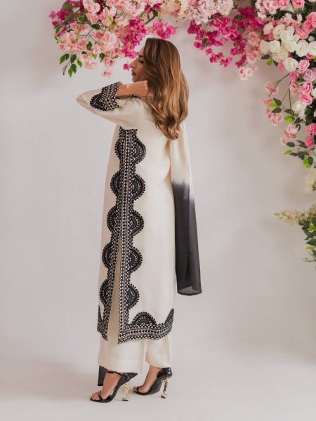 White Biscuit Slub Thread Embroidered Kurta Pant Set with Printed Tabby Silk Dupatta at Manufacturer Price Ready To Wear Collection