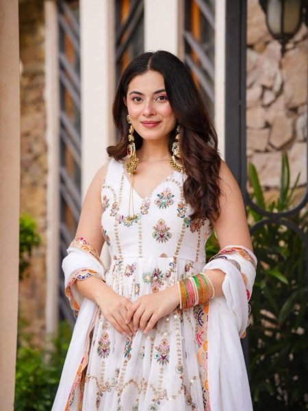White Embroidered Faux Georgette Suit with Dupatta Wedding Wear at Low Price Ready To Wear Suit