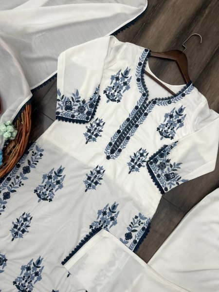White Kurti Set With Cotton Embroidered Work   3 Piece Kurti Set