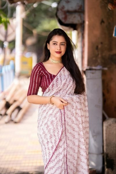 White Leheriya Printed Georgette Saree  Georgette Sarees Wholesale