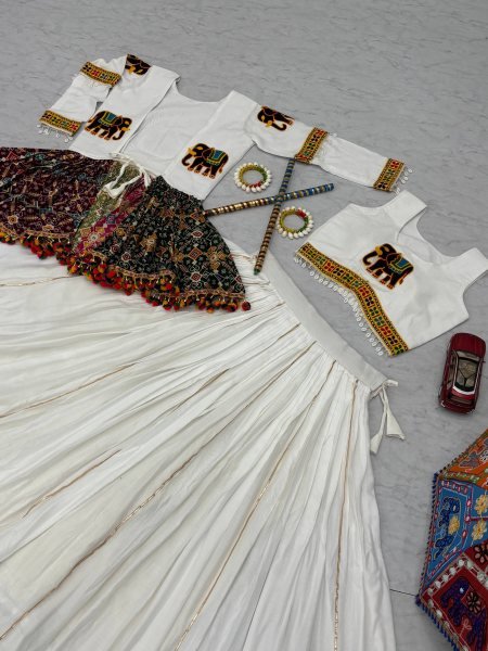White Cotton Gamthi Work Navratri Lehenga with Koti and Kodi Lace Full Flare for Garba Nights Navratri Lehnega Choli