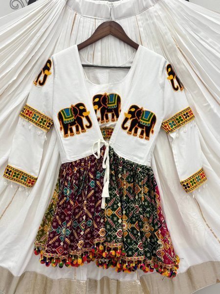 White Cotton Gamthi Work Navratri Lehenga with Koti and Kodi Lace Full Flare for Garba Nights Navratri Lehnega Choli