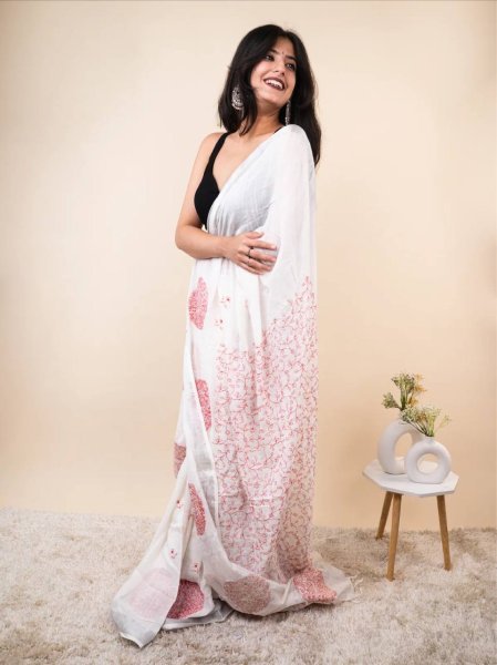 White Red Linen Cotton Digital Printed Saree with Silver Weaving at Wholesale Rate Printed Cotton Sarees Wholesale