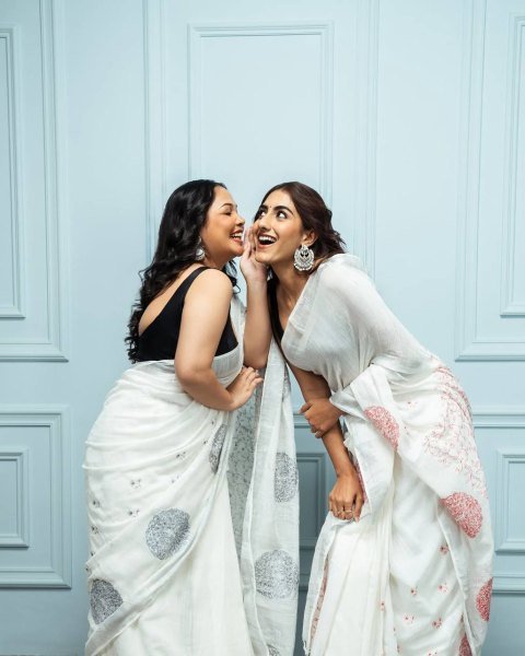 White Red Linen Cotton Digital Printed Saree with Silver Weaving at Wholesale Rate Printed Cotton Sarees Wholesale