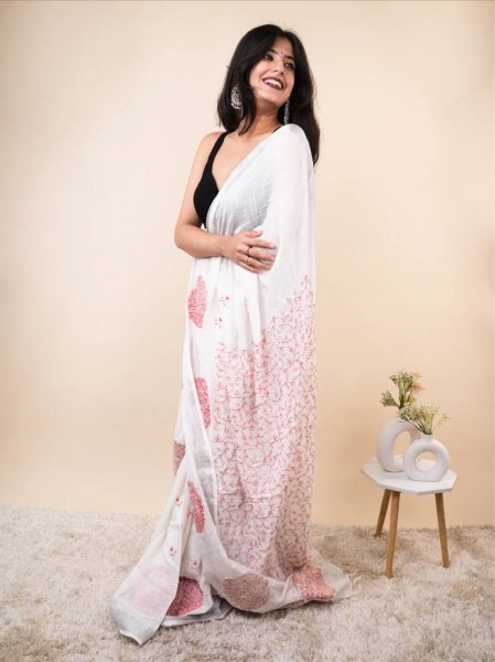White Red Linen Cotton Digital Printed Saree with Silver Weaving at Wholesale Rate Printed Cotton Sarees Wholesale